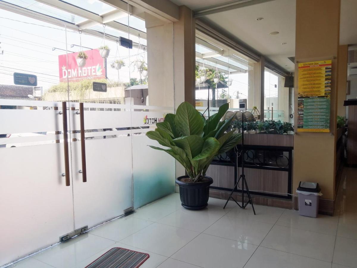Dom Hotel Jogja Ngaglik Екстериор снимка