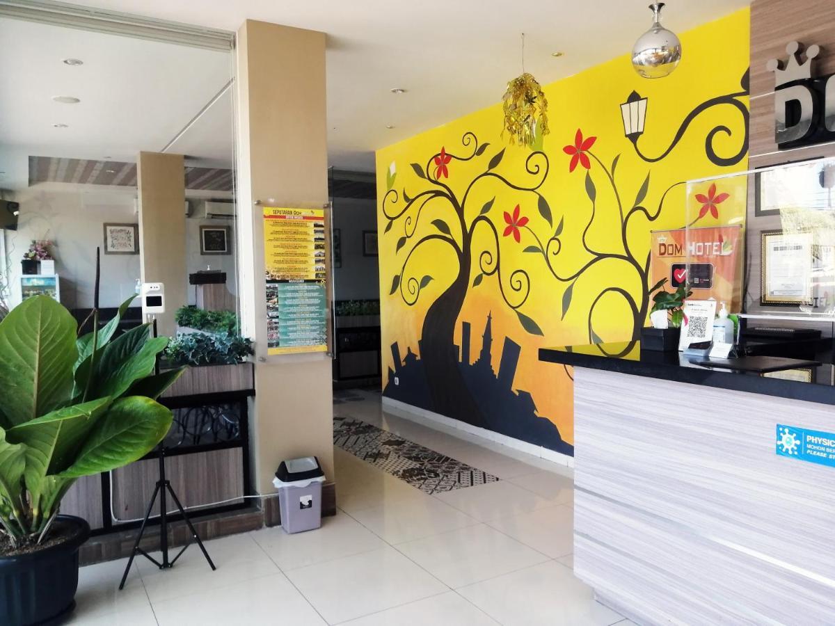 Dom Hotel Jogja Ngaglik Екстериор снимка