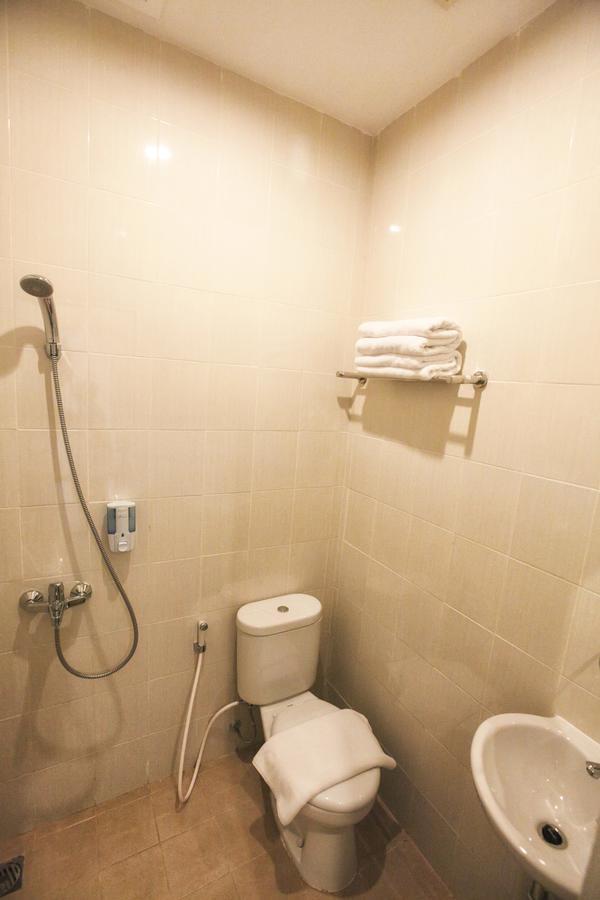 Dom Hotel Jogja Ngaglik Екстериор снимка